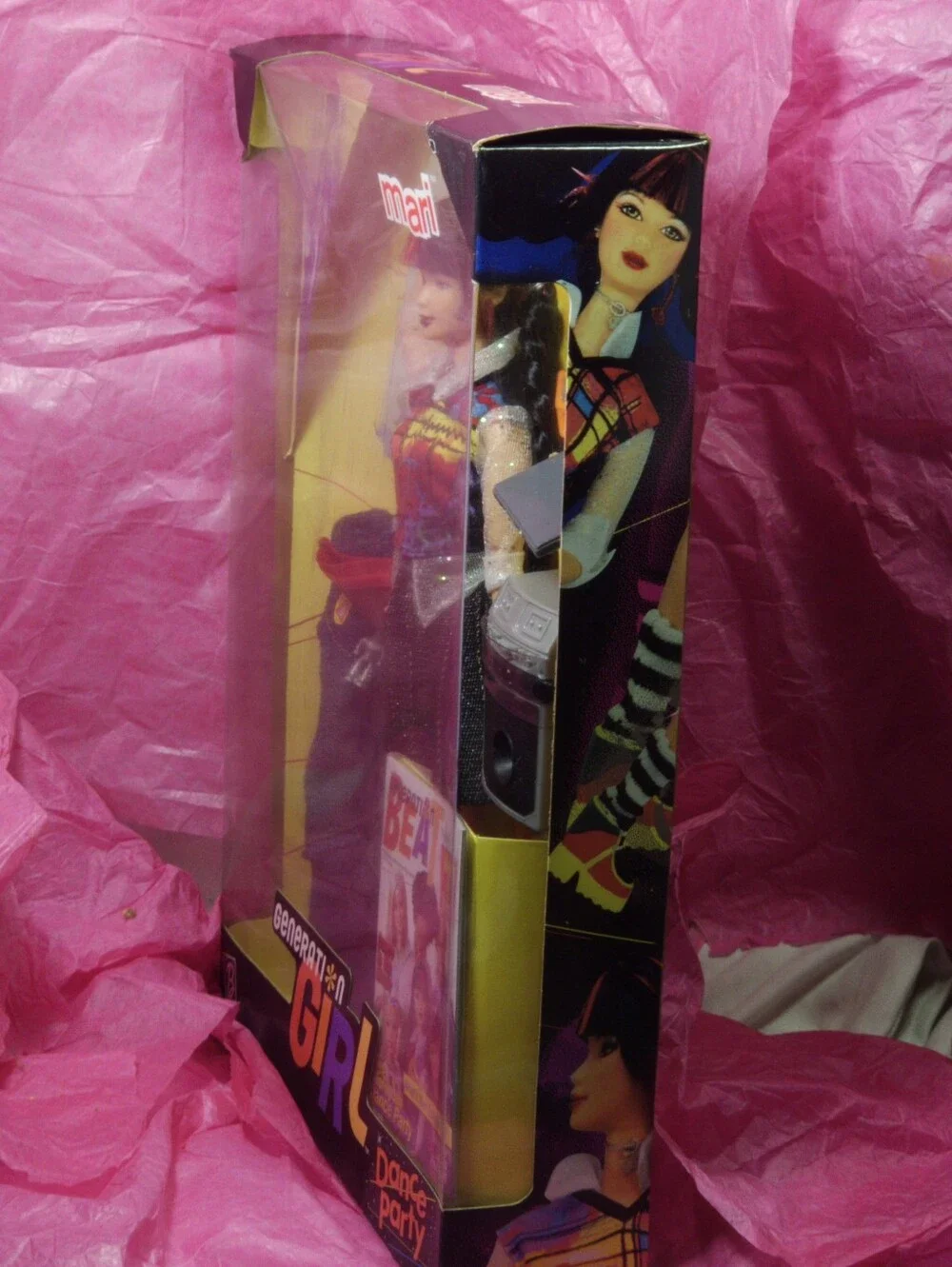 NRFB Vintage 1999 Barbie Generation Girl 